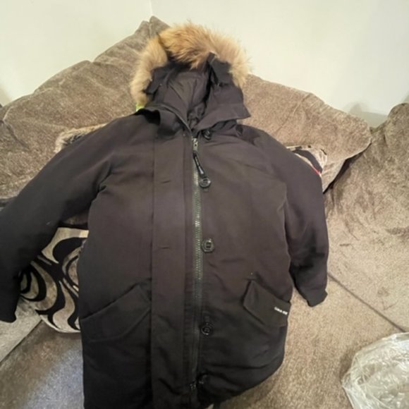 Canada Goose Dark Gray Ski & Snow Jacket - Picture 6 of 9
